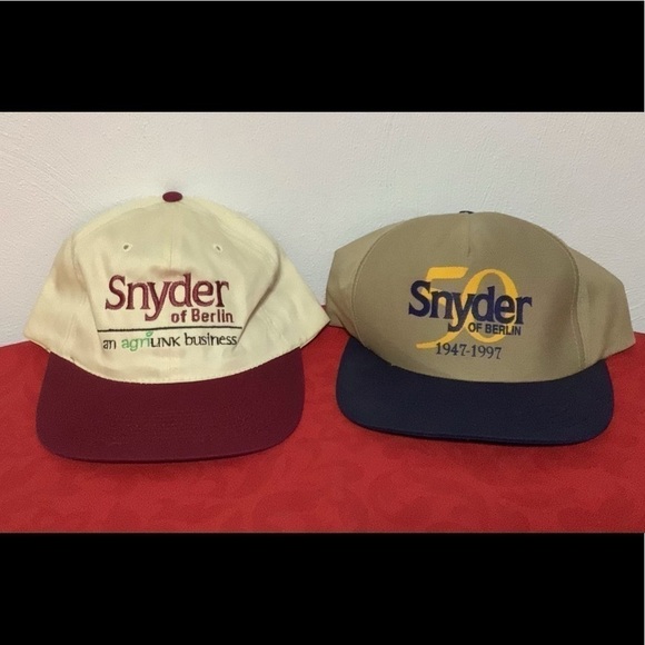 𝅺2 Vintage Snyder of Berlin Snapback Hats Trucker - Picture 1 of 12